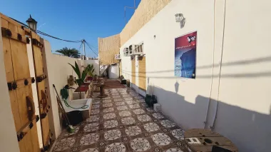 اقامتگاه بومگردی داما هرمز - نمای محوطه 