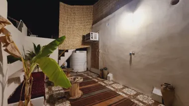 اقامتگاه بومگردی داما هرمز - نمای محوطه 