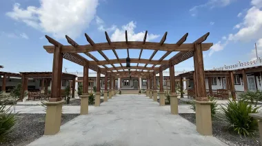 اقامتگاه بومگردی زرین قشم - محوطه