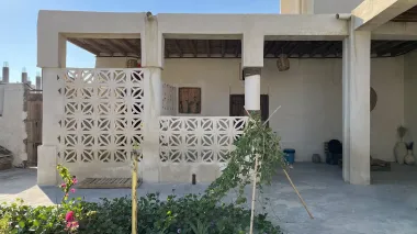 اقامتگاه بومگردی موج سوزا قشم