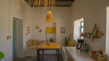 اقامتگاه بومگردی نهان قشم - آشپزخانه