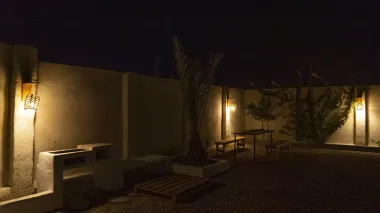 اقامتگاه بومگردی نهان قشم - نمای محوطه