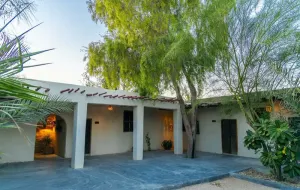 اقامتگاه بومگردی هفت رنگو قشم - نمای بیرونی