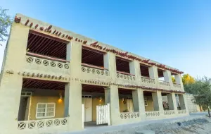 اقامتگاه بومگردی هفت رنگو قشم - نمای بیرونی