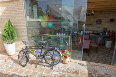 اقامتگاه سنتی هزار و یک شب چهار باغ اصفهان - کافی شاپ