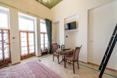 اقامتگاه سنتی هزار و یک شب چهار باغ اصفهان - نمای اتاق