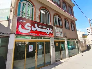 خانه مسافر مهدی هاشمی مشهد - نمای بیرونی