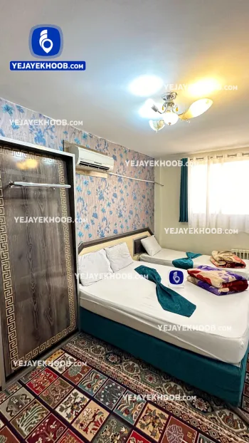 سوئیت آپارتمان قصر گل مشهد - اتاق ۳ تخته (۱ تخت ۲ نفره و 1 تخت 1 نفره)