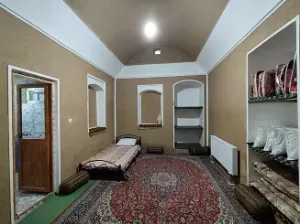 عمارت-سنتی-شاباز-ورزنه-3