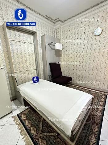 مهمانپذیر تفتان مشهد - اتاق ۱ تخته همراه با کاناپه تختخوابشو