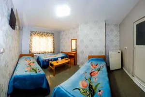 مهمانپذیر رضا تهران - نمای اتاق 3 تخته 