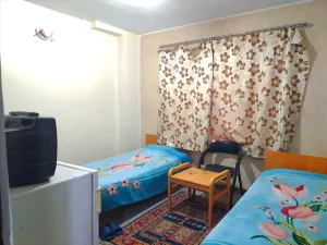 مهمانپذیر رضا تهران - اتاق 2 تخته