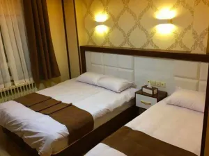 مهمانپذیر سهند تهران - اتاق 3 تخته