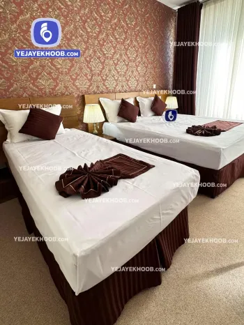 هتل آرتیمان مشهد - اتاق ۳ تخته (۱ تخت ۲ نفره و ۱ تخت ۱ نفره)    