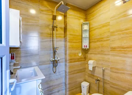 هتل آرکا قشم - سرویس بهداشتی و حمام