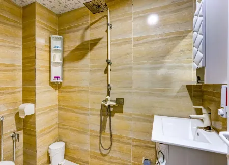 هتل آرکا قشم - سرویس بهداشتی و حمام