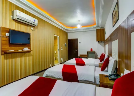 هتل آرکا قشم - اتاق 4 تخته (4 تخت 1 نفره)