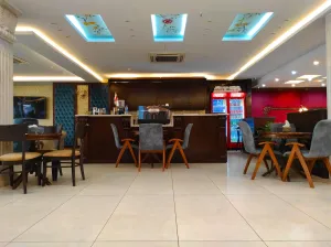 هتل آماتیس تهران - کافی شاپ