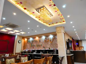 هتل آماتیس تهران - نمای رستوران