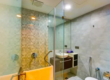 هتل آوینا قشم - سرویس بهداشتی و حمام