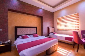 هتل آپادانا تهران - اتاق 3 تخته 