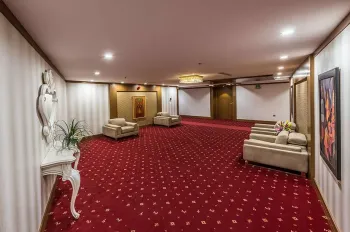 هتل آپارتمان ستاره آرمان توس مشهد - راهرو