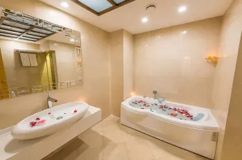 هتل آپارتمان ستاره آرمان توس مشهد - وان و جکوزی