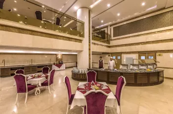 هتل آپارتمان ستاره آرمان توس مشهد - رستوران یاس