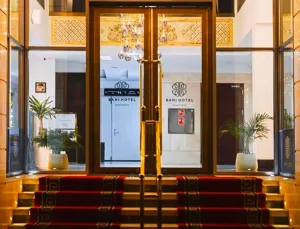 ورودی هتل آپارتمان بانی تهران