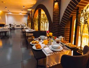 هتل آپارتمان بانی تهران - رستوران