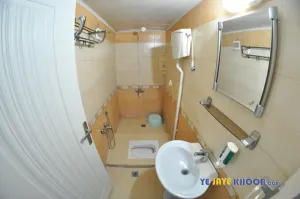 هتل آپارتمان بهشت هشتم مشهد - سرویس بهداشتی و حمام  