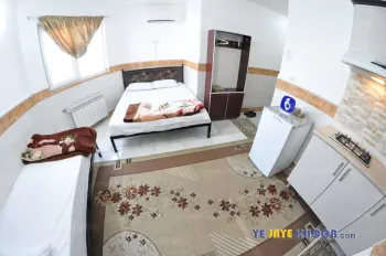 اتاق هتل آپارتمان تبارک قم (ایران سابق)