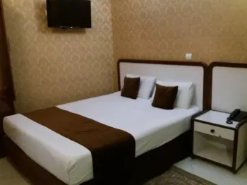 هتل آپارتمان ترنم مشهد - اتاق ۲ تخته ( ۱ تخت ۲ نفره)  