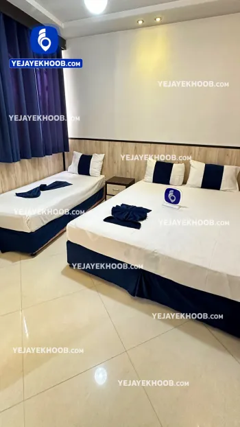 هتل آپارتمان دیدار مشهد - اتاق ۳ تخته (۱ تخت ۲ نفره و ۱ تخت ۱ نفره)