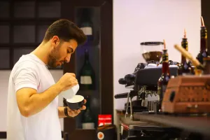 هتل آپارتمان رونیا تهران - کافی شاپ