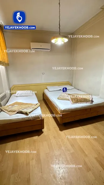 هتل آپارتمان ساحل مشهد - اتاق ۳ تخته (۱ تخت ۲ نفره و ۱ تخت ۱ نفره)