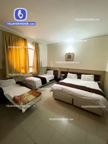 هتل آپارتمان سلاطین مشهد - اتاق ۴ تخته (۱ تخت ۲ نفره و ۲ تخت ۱ نفره)  