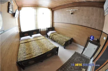 اتاق هتل آپارتمان شقایق قم