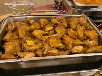 رستوران هتل آپارتمان فارس مشهد همراه با منو انتخابی (مرغ کبابی)