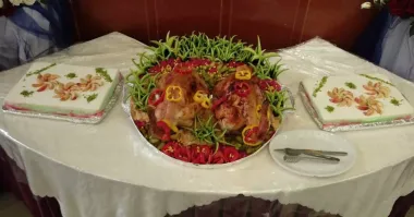 رستوران هتل آپارتمان مهر مشهد همراه با منو انتخابی (مرغ)