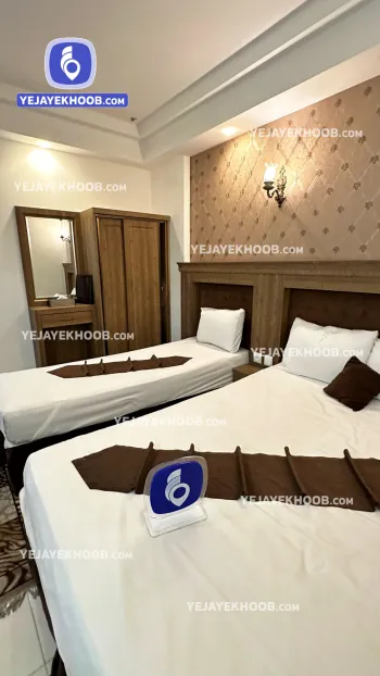 هتل آپارتمان کاویان مشهد - اتاق ۳ تخته (۱ تخت ۲ نفره و ۱ تخت ۱ نفره)