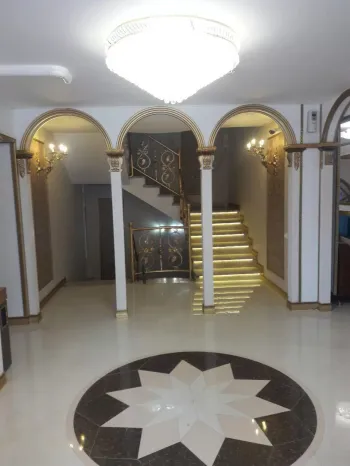 هتل آپارتمان یلدا مشهد - راه پله