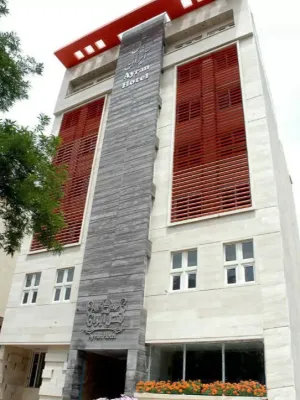 هتل آیران مشهد - نمای بیرونی
