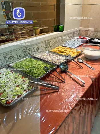 رستوران هتل ابریشم مشهد - میز سالاد