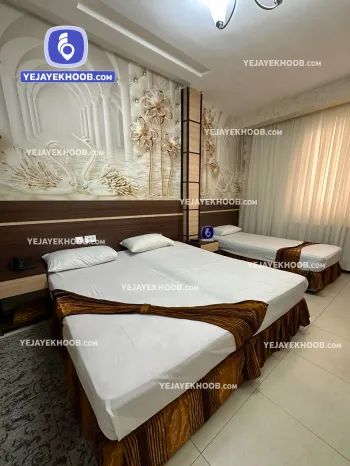 هتل ابریشم مشهد - اتاق ۳ تخته (۱ تخت ۲ نفره و ۱ تخت ۱ نفره)    