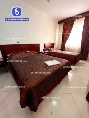 هتل ارم مشهد - اتاق ۳ تخته (۱ تخت ۲ نفره و ۱ تخت ۱ نفره)    