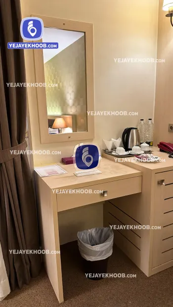 هتل اطلس مشهد - امکانات اتاق (میز آرایش)