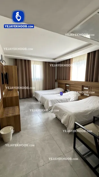 هتل اعیان مشهد - اتاق ۳ تخته (۳ تخت ۱ نفره)