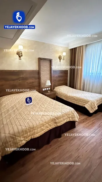 هتل اعیان مشهد - اتاق ۳ تخته (۱ تخت ۲ نفره و ۱ تخت ۱ نفره)