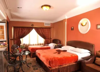 هتل الیان تهران - اتاق 3 تخته (1 تخت 2 نفره و1 تخت 1 نفره)